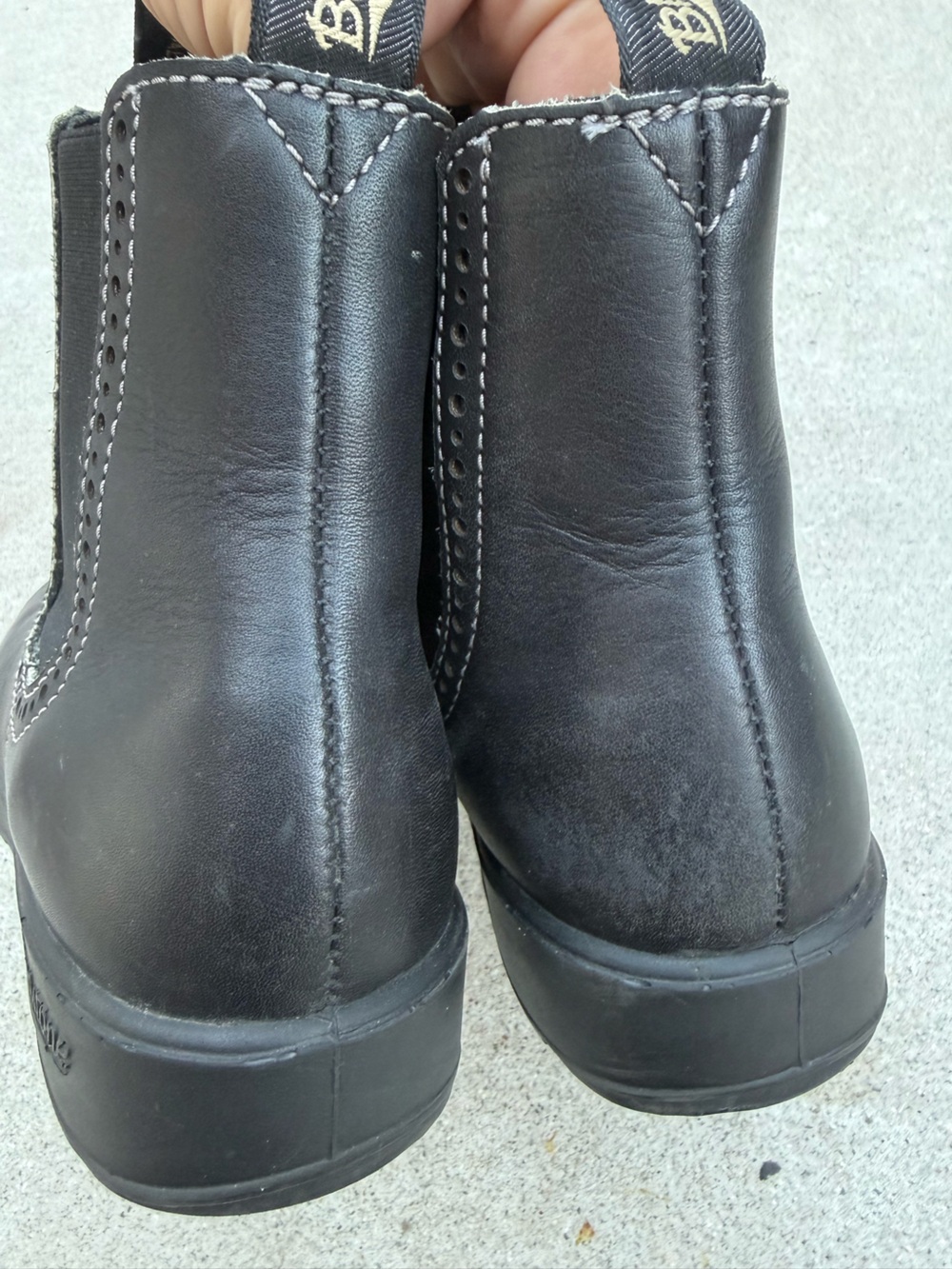 Blundstone Women’s Original Chelsea Boots in Voltan Black US Size 6 - Picture 6 of 8
